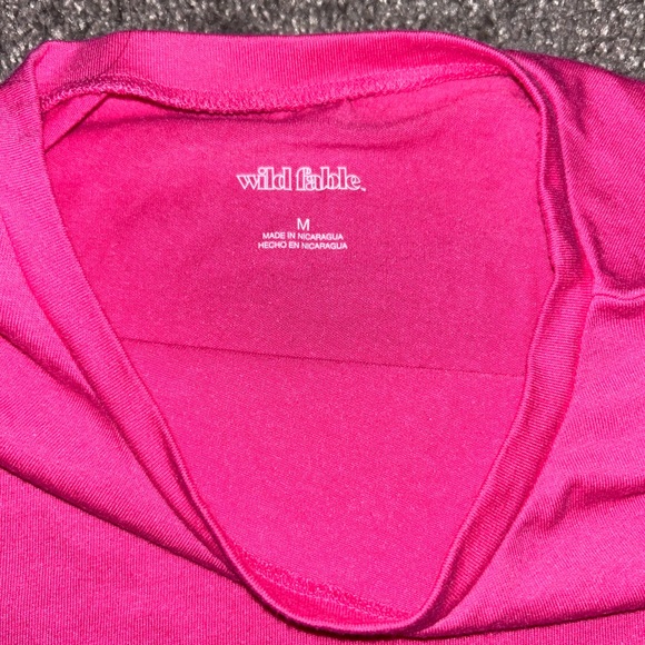 Pink crop top - Picture 2 of 2